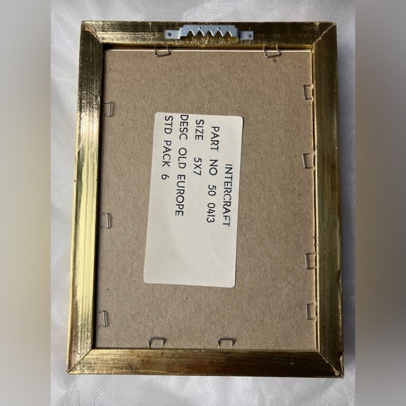 Intercraft gold edge frames. 5x7” - Picture 8 of 9